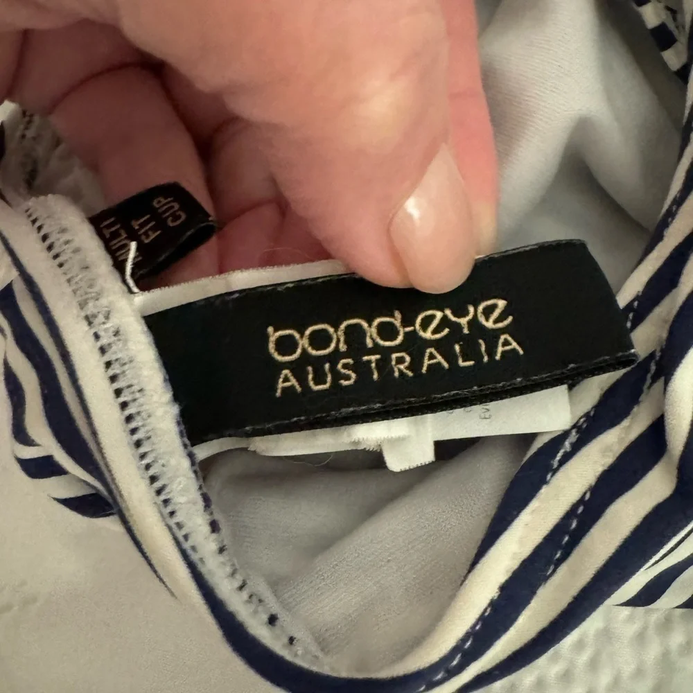 Bond-Eye Australia Striped Twist Tankini Swimsuit Swim Top. Size 8